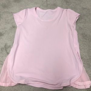 Lululemon size M pink top